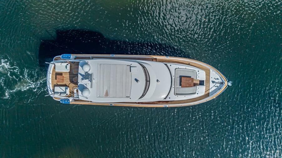2022 Azimut Magellano 66