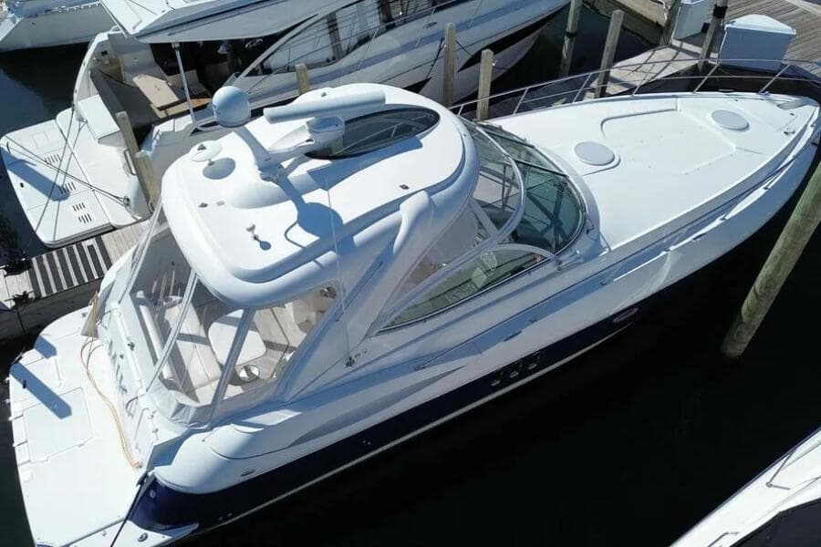 2006 Cruisers Yachts 420 Express