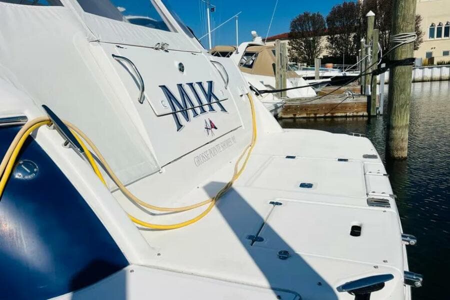 2006 Cruisers Yachts 420 Express