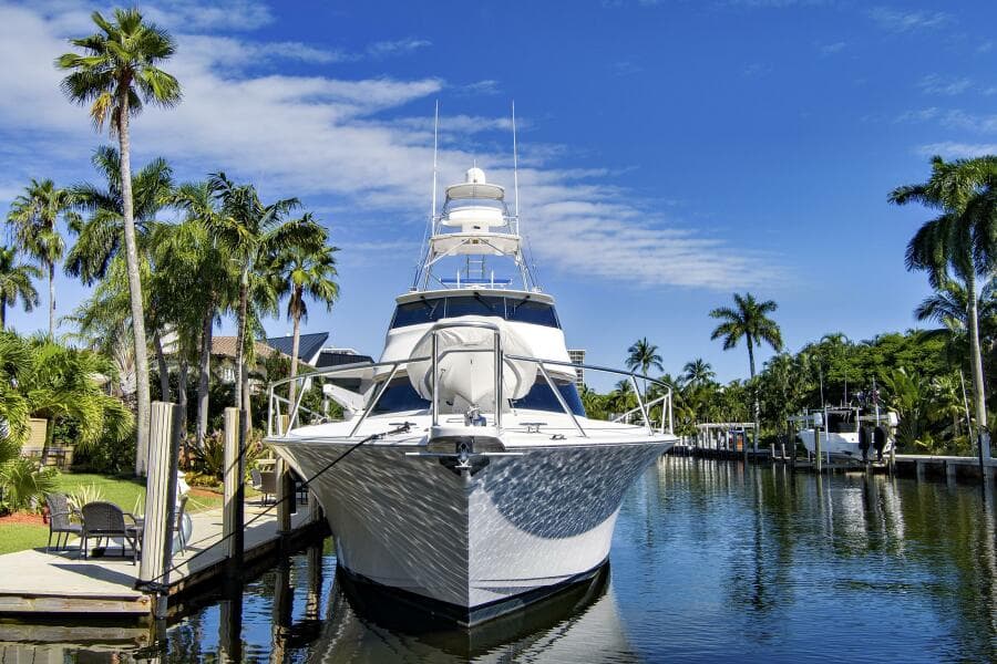 2008 Viking 74 Enclosed Bridge
