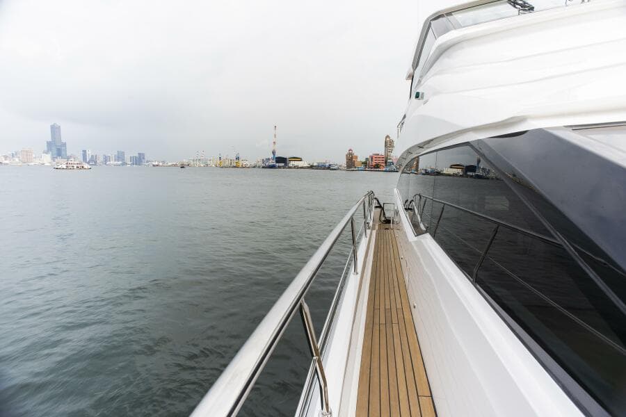 Side Decks
