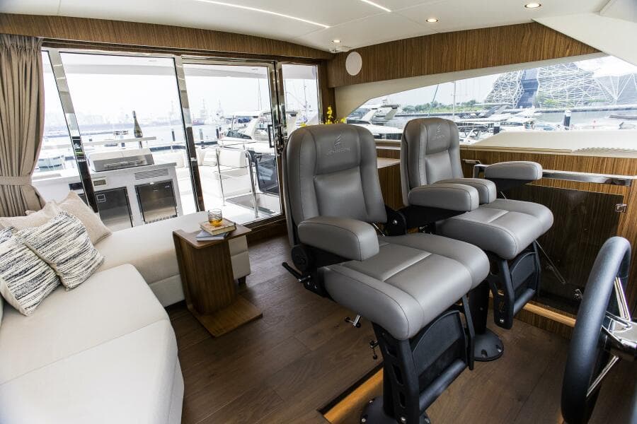 Dual Helm Seats