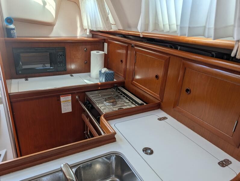 2001 Beneteau Oceanis 331