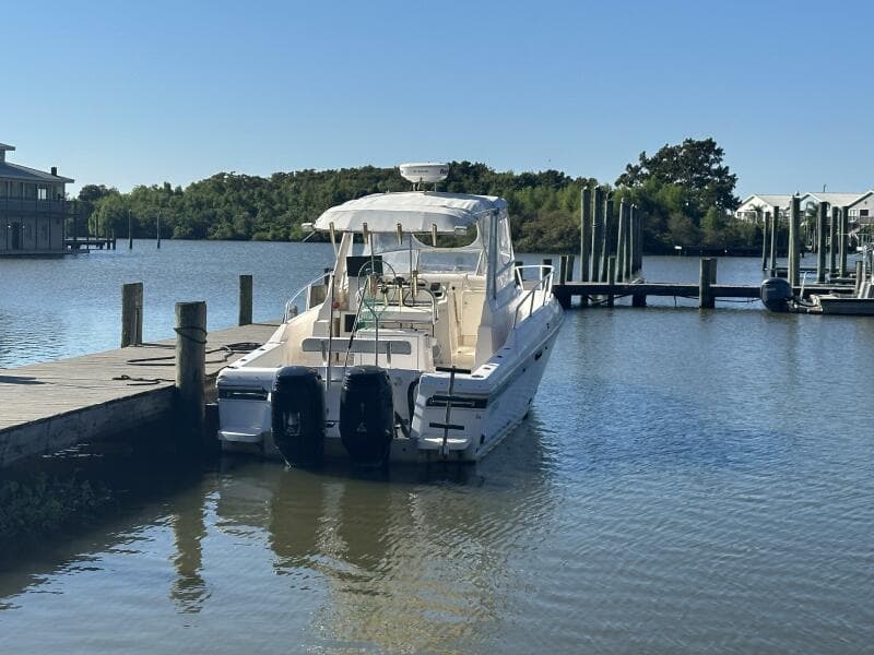 1994 Intrepid 376 Walkaround
