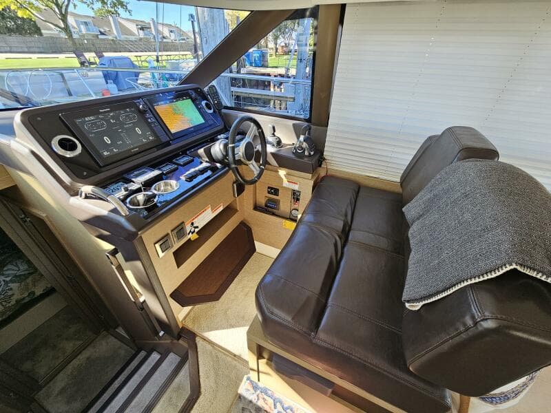 2018 Prestige 460 Fly