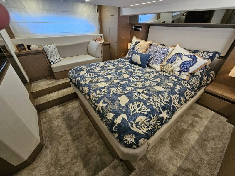 2018 Prestige 460 Fly