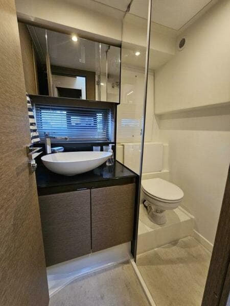 2018 Prestige 460 Fly
