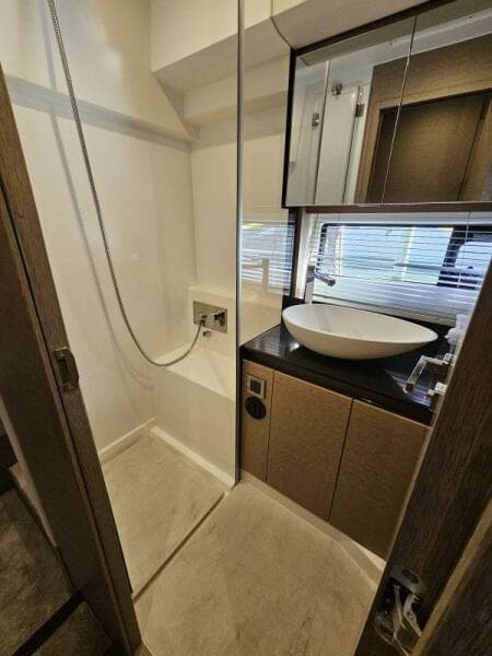 2018 Prestige 460 Fly