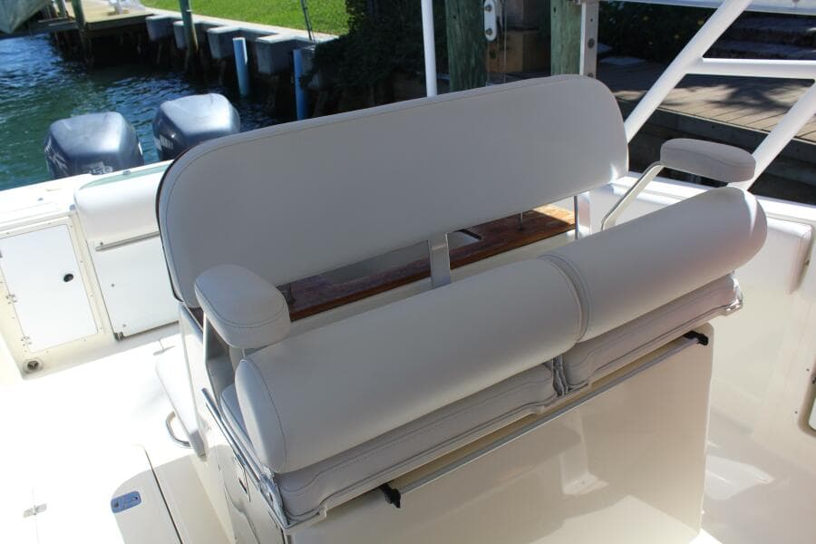 2008 Pursuit 3100 Sport