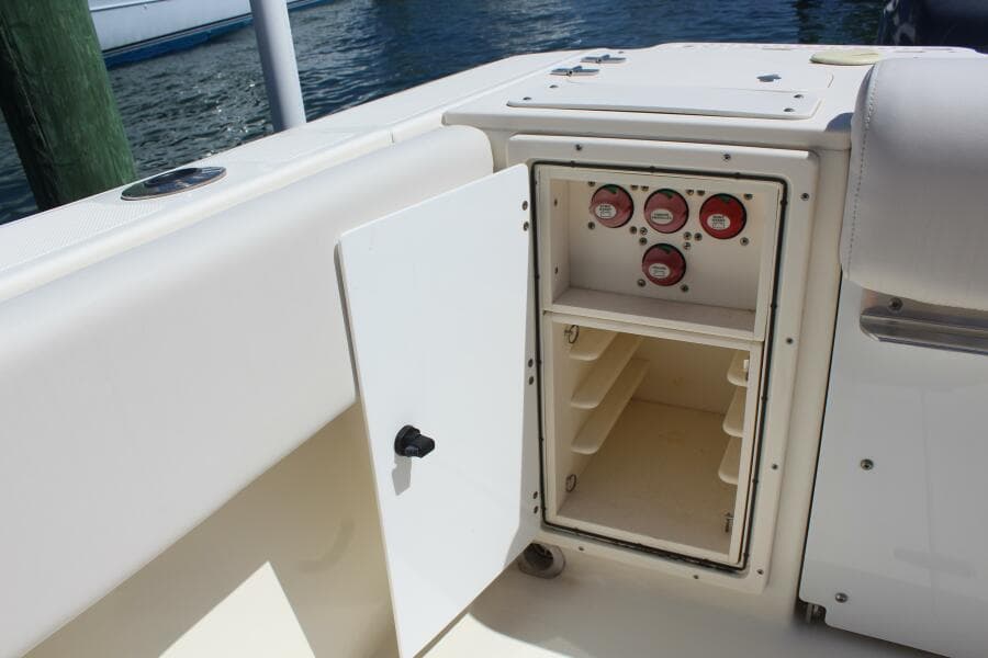 2008 Pursuit 3100 Sport