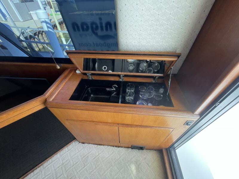 1993 Viking 50 Motor Yacht