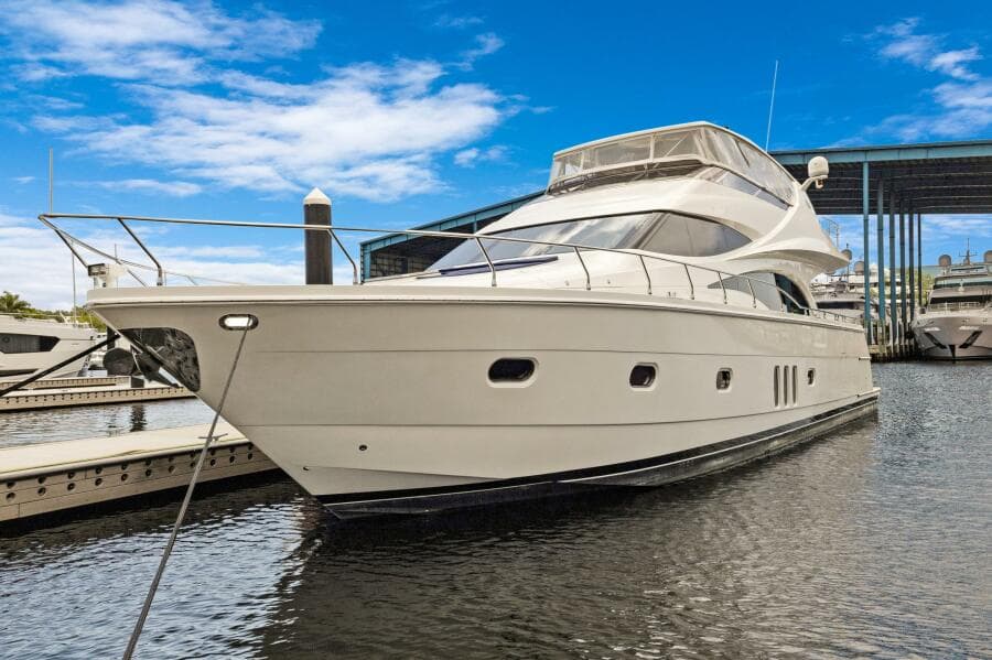 2008 Marquis 690