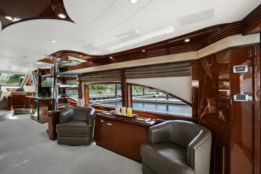 2008 Marquis 690