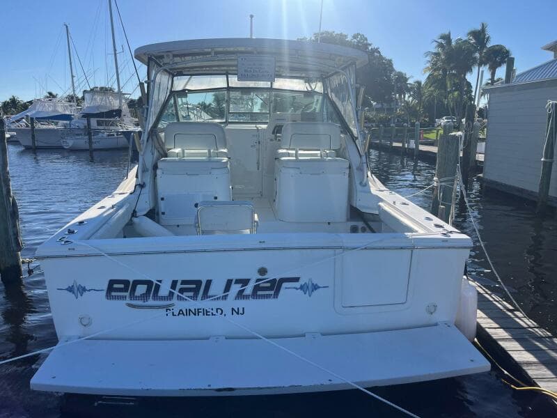 2001 Wellcraft 330 Coastal
