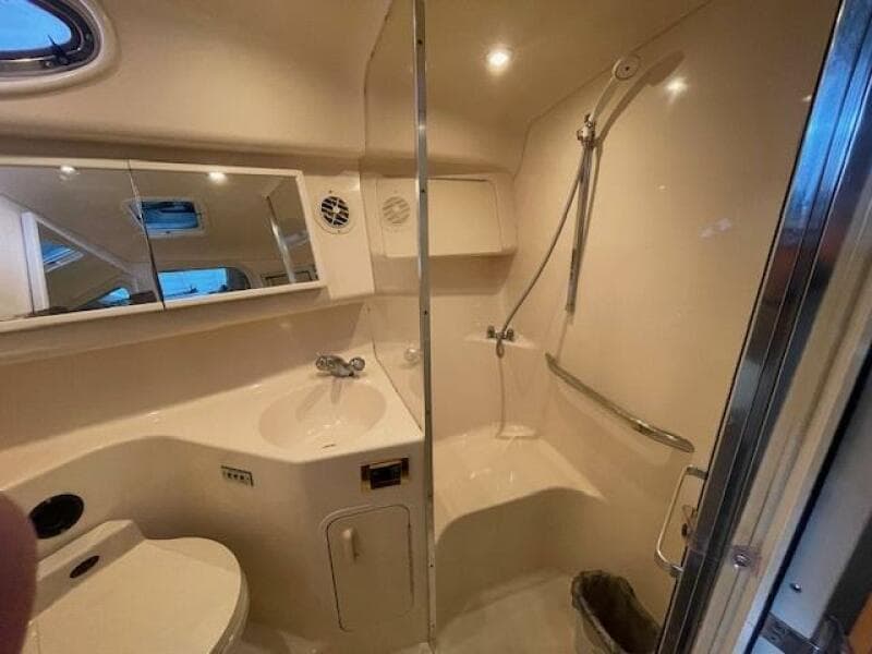 1998 Sea Ray 370 Sundancer