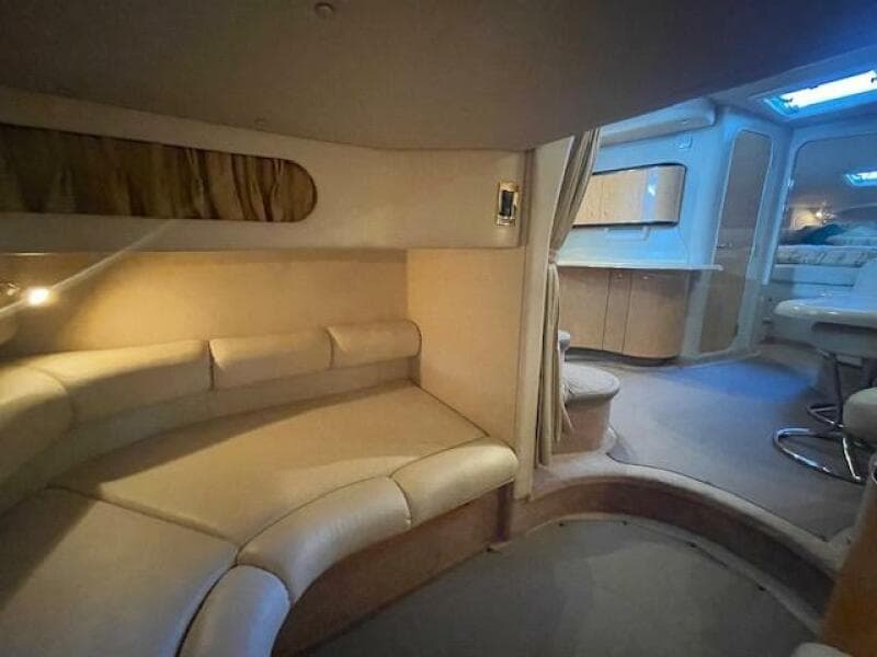 1998 Sea Ray 370 Sundancer