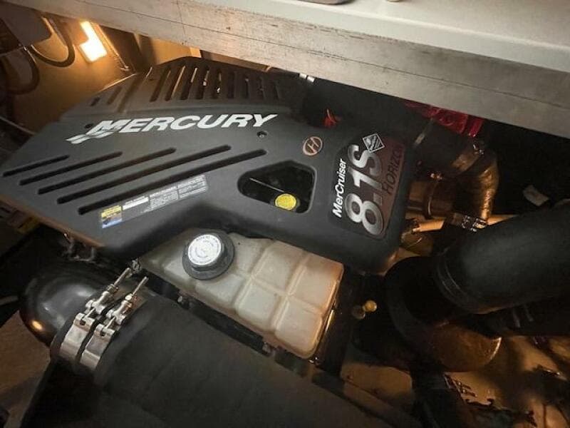 1998 Sea Ray 370 Sundancer