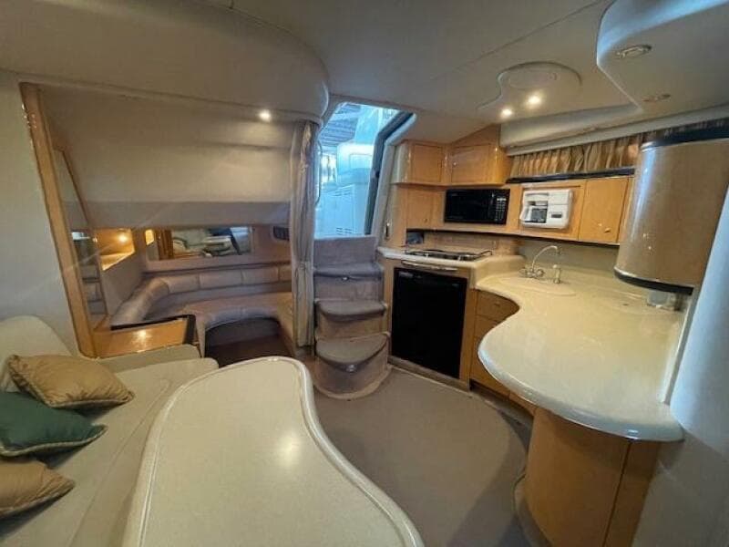 1998 Sea Ray 370 Sundancer