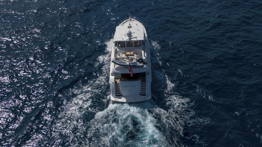 Hatteras 80 Gallopin- Stern View