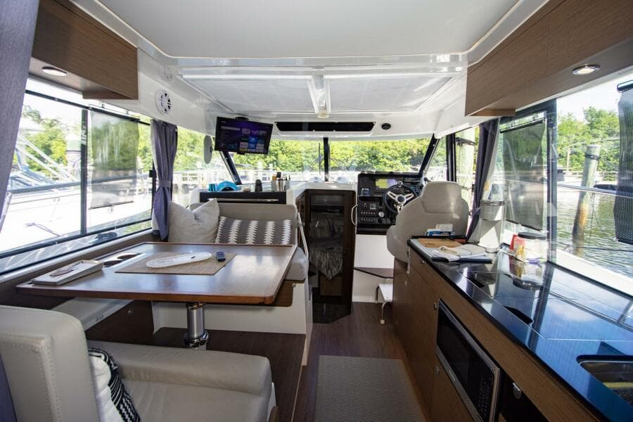 2021 Jeanneau NC 1095