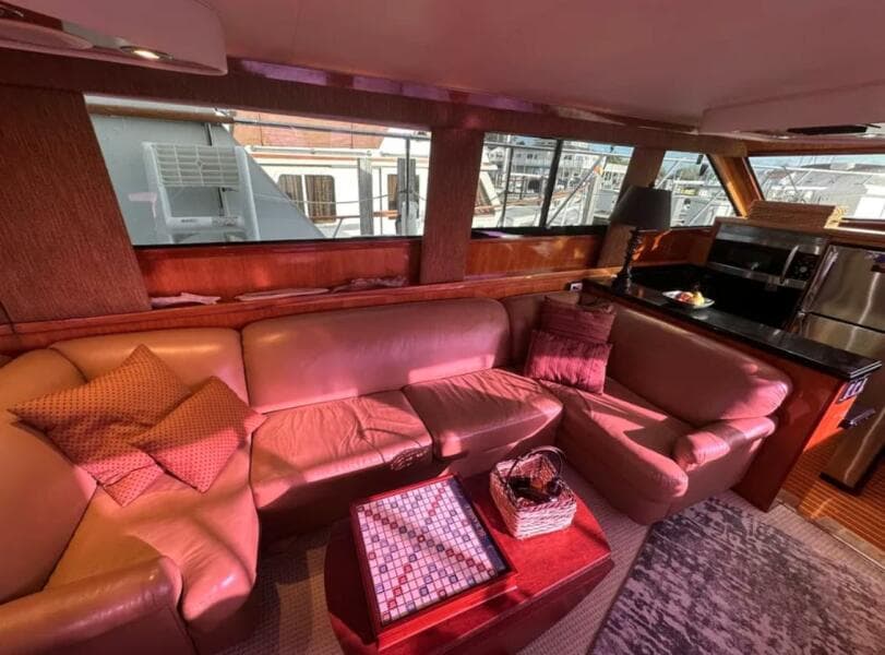 1994 Hatteras 48 Cockpit Motor Yacht