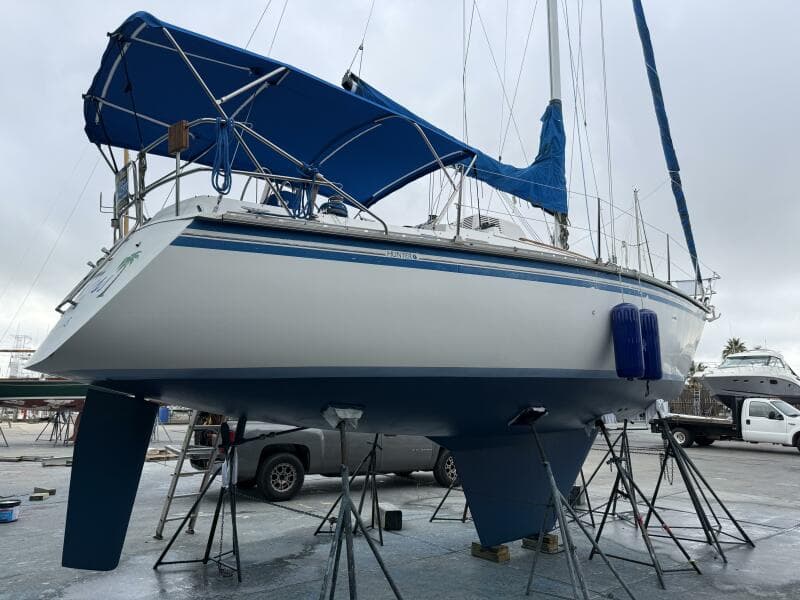1986 Hunter 