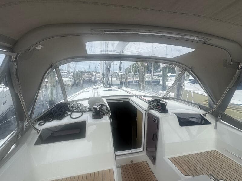 2022 Beneteau Oceanis 40.1