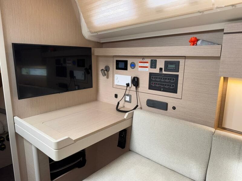 2022 Beneteau Oceanis 40.1
