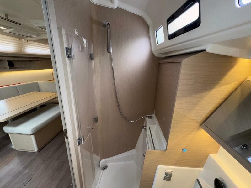 2022 Beneteau Oceanis 40.1