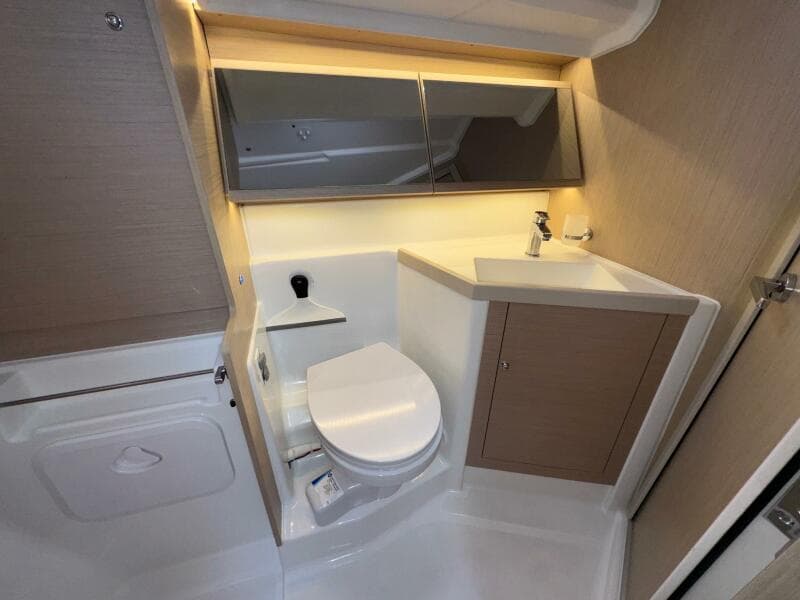 2022 Beneteau Oceanis 40.1