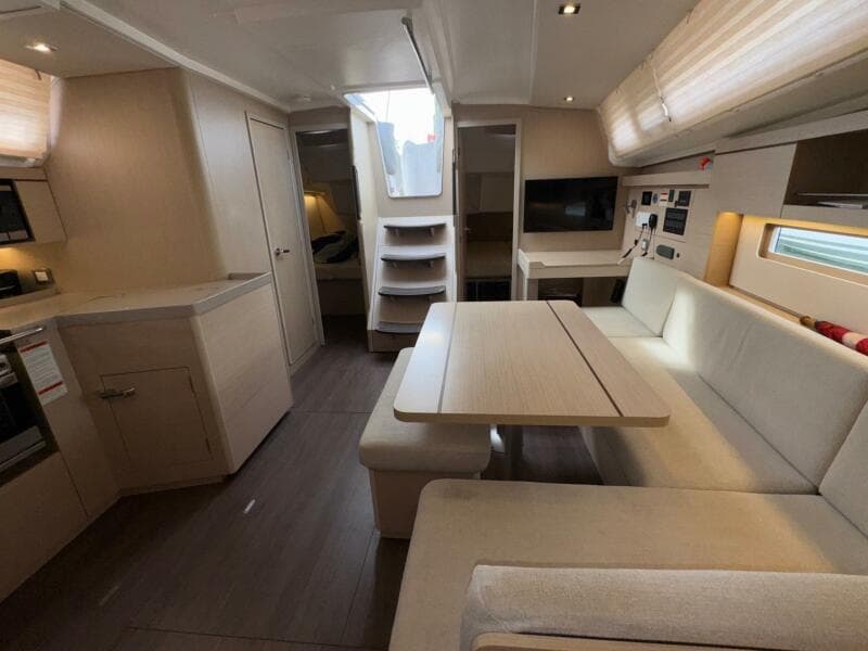 2022 Beneteau Oceanis 40.1