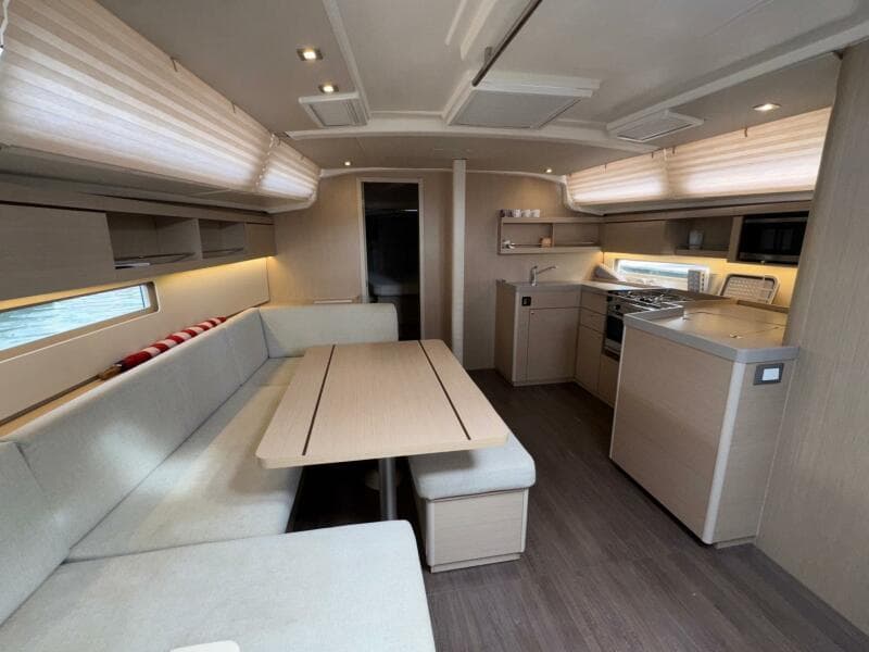 2022 Beneteau Oceanis 40.1