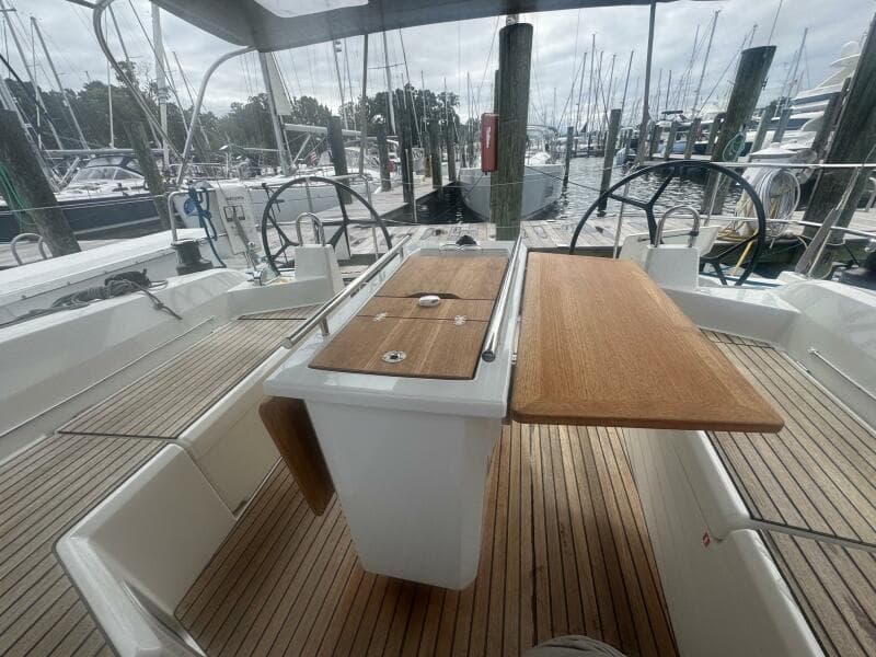2022 Beneteau Oceanis 40.1