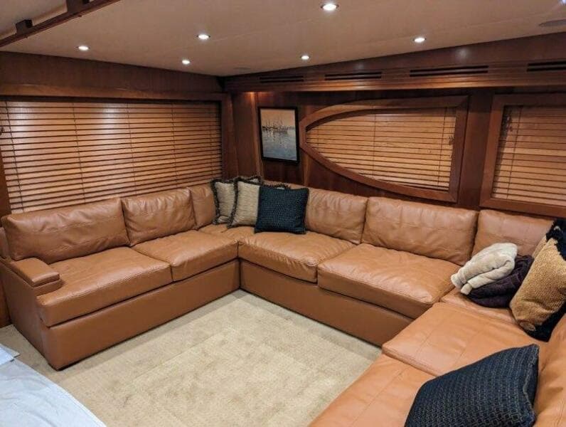 2007 Hatteras 68 Convertible