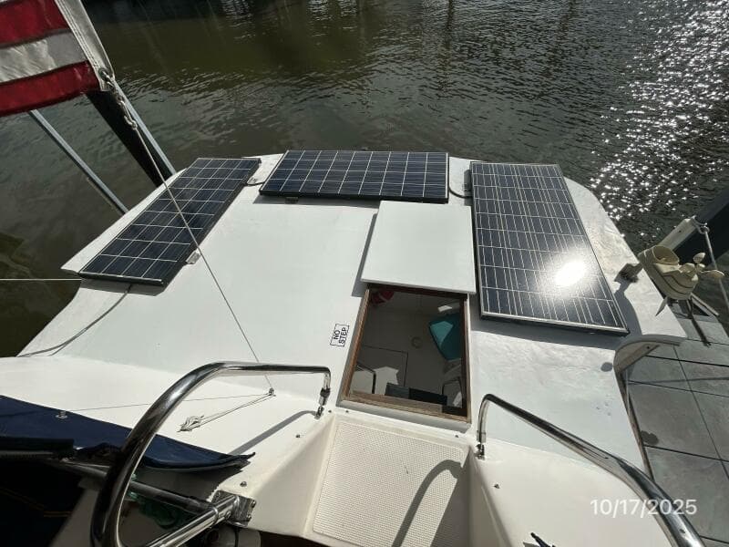 40' Kha Shing solar panels