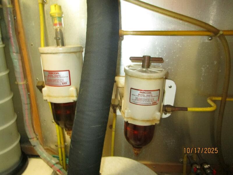 40' Kha Shing port Racor fuel filter