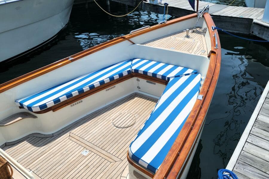 2007 Custom Flanders Bay 27