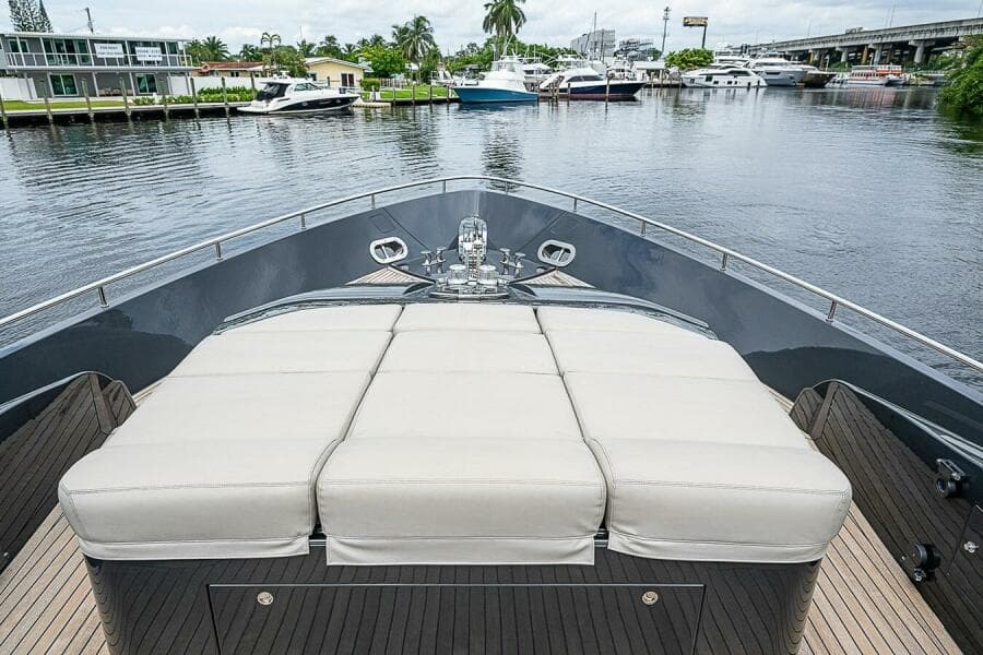 Bow Seating 