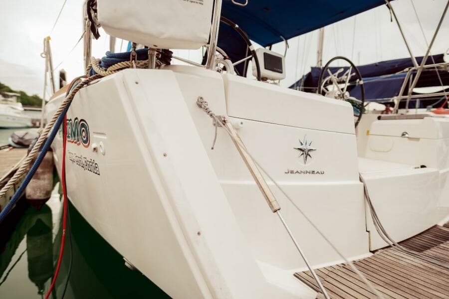 2019 Jeanneau 389 Sun Odyssey