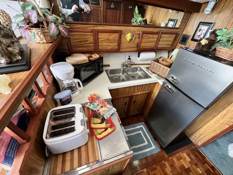 1979 Viking 35 Convertible