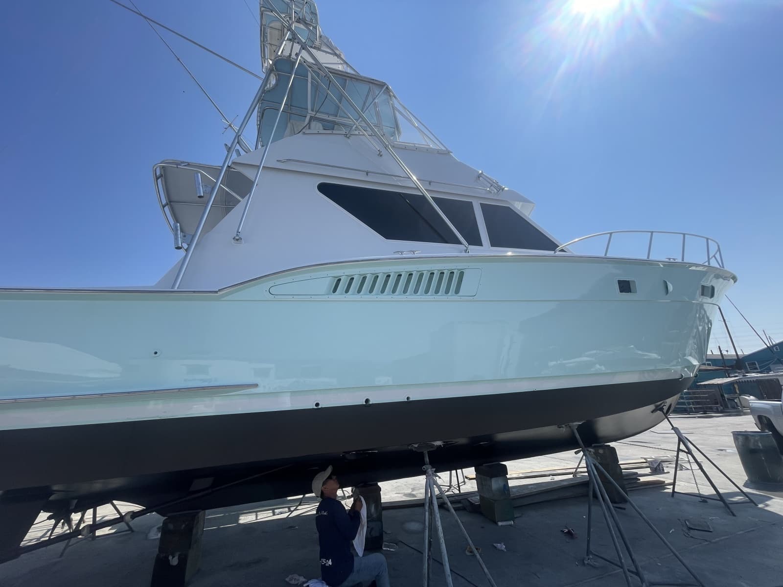 1990 Hatteras 45 Convertible