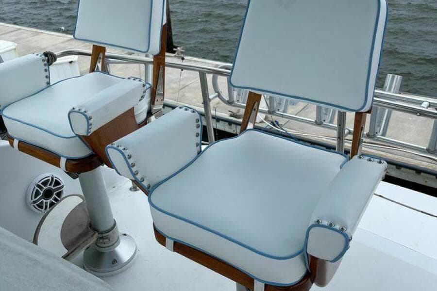 1990 Hatteras 45 Convertible