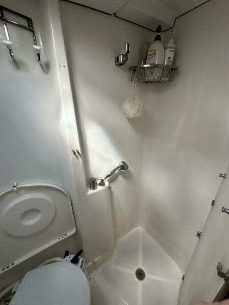 2004 Beneteau 423