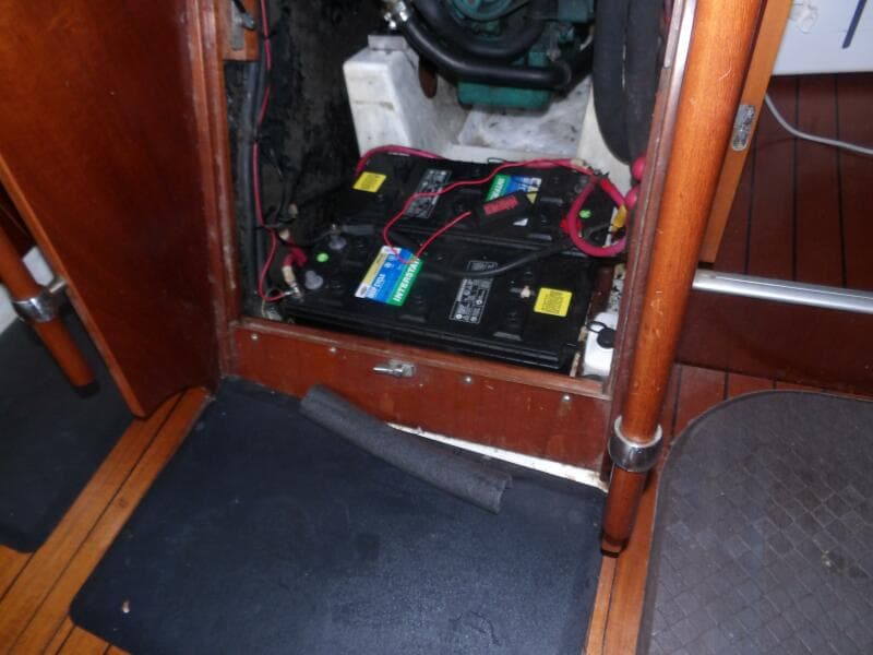2004 Beneteau 423