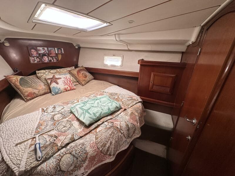 2004 Beneteau 423