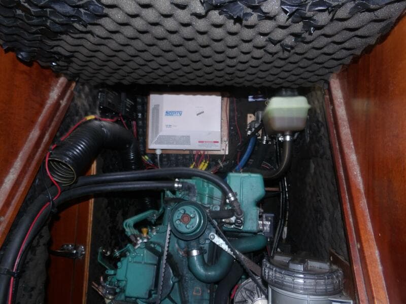 2004 Beneteau 423