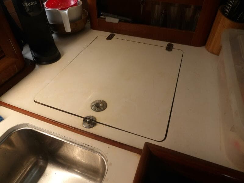 2004 Beneteau 423