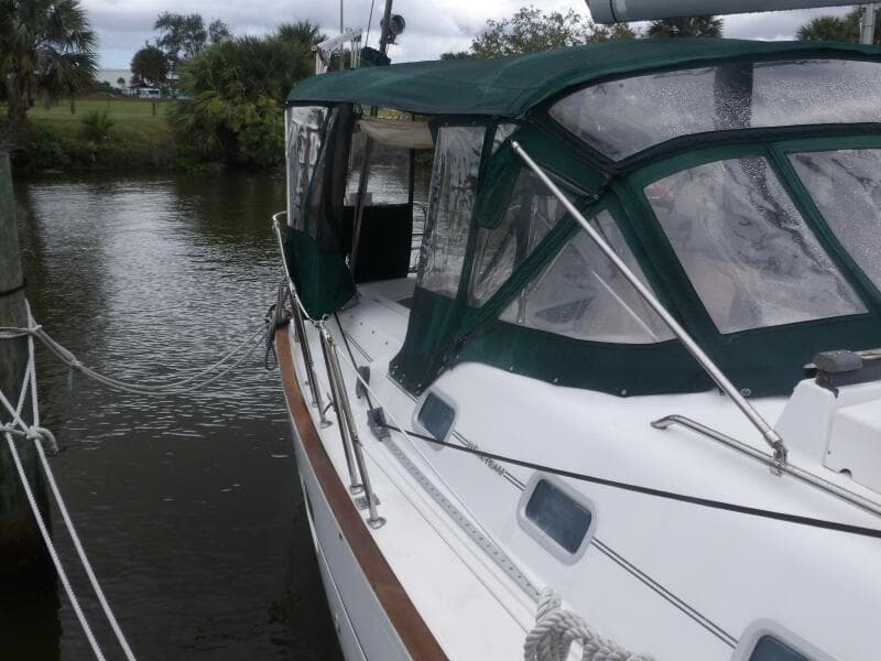 2004 Beneteau 423