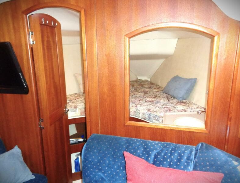 2001 Hunter 380