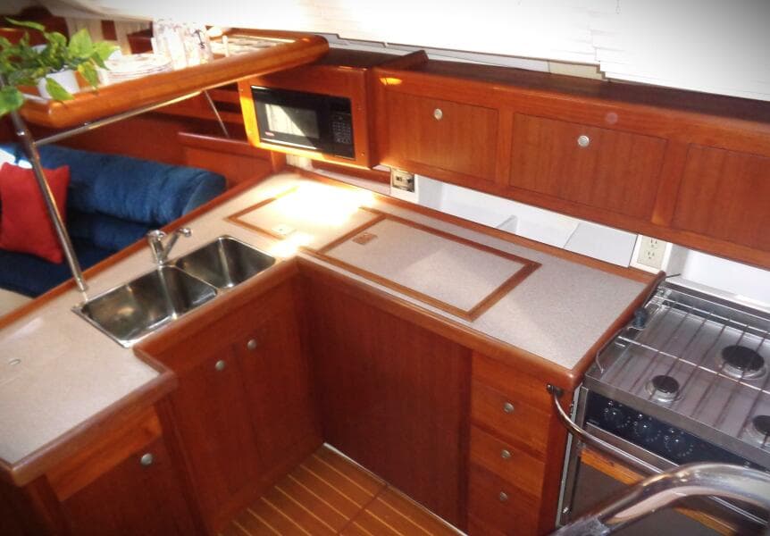 2001 Hunter 380